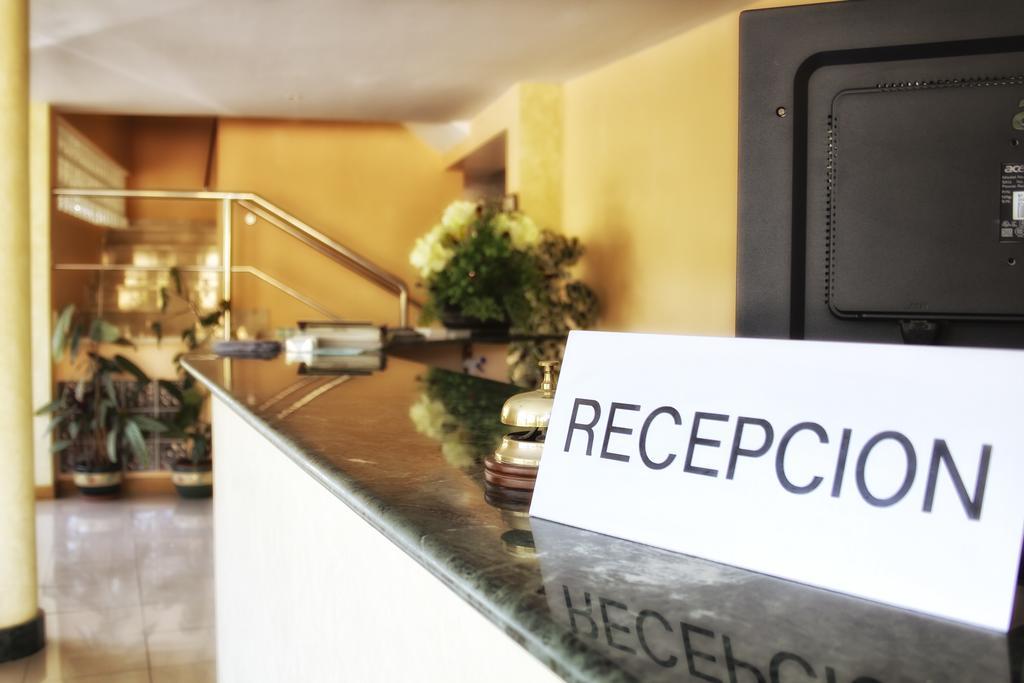 Hotel Terenes Costa Exterior photo